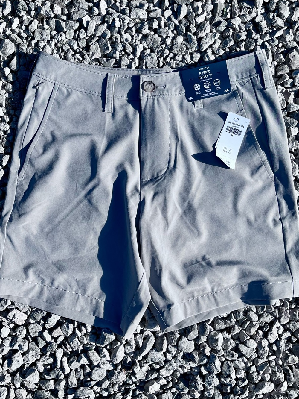 NWT Hollister 7" Hybrid Shorts - Men's Size 26 - Gray Stretch Moisture Wicking